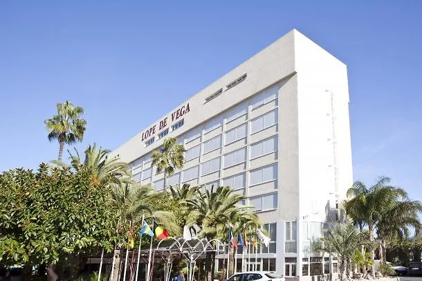 Complejo Residencial Lope De Vega דירה *